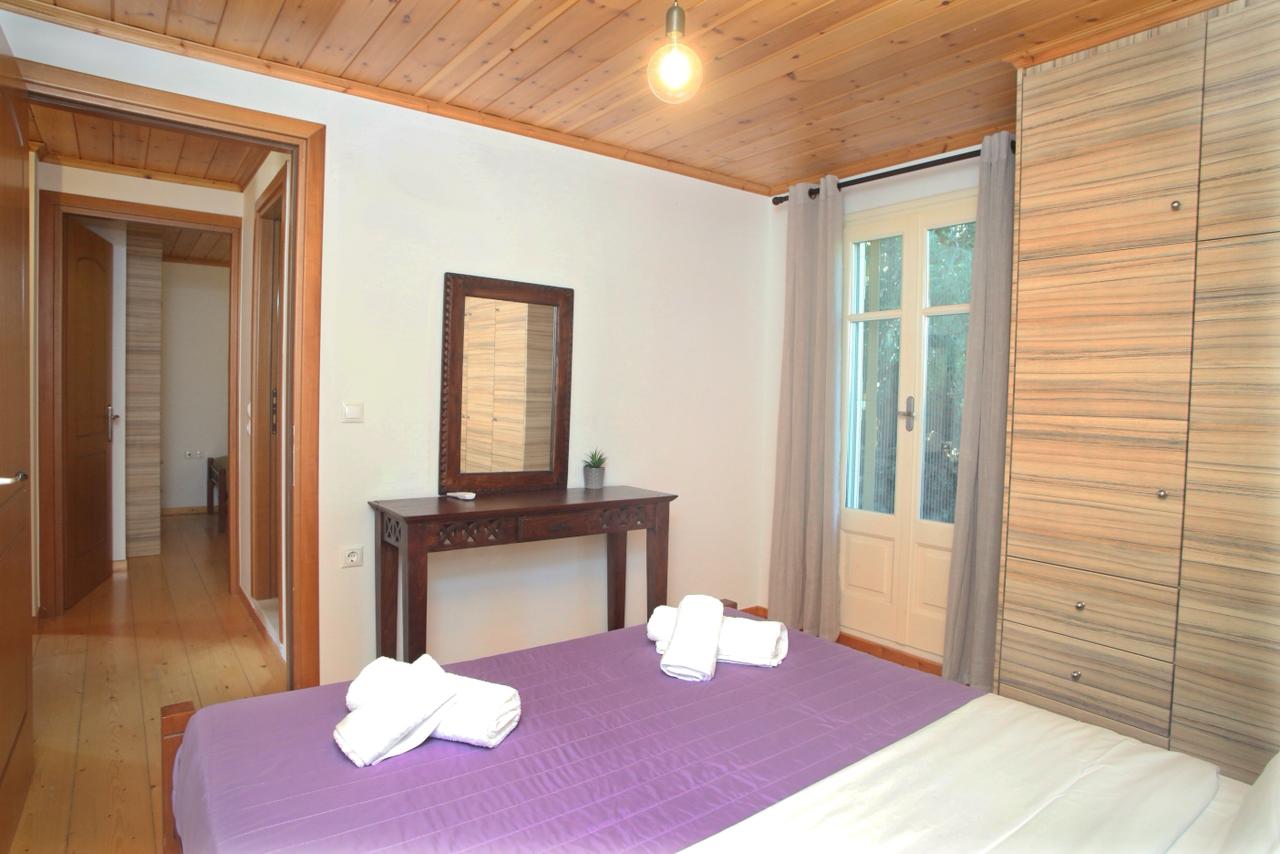 Villa 2 Interior