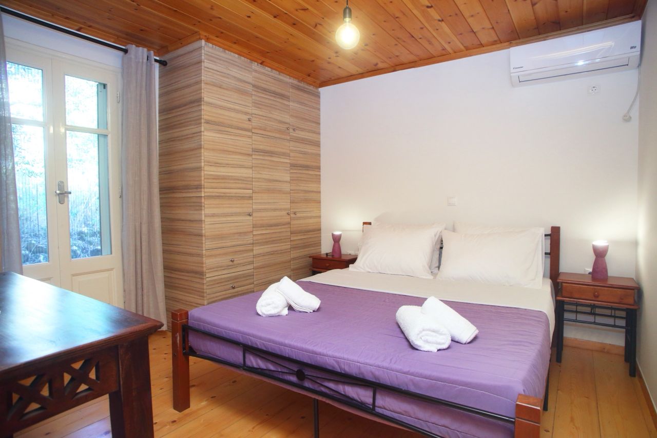 Villa 2 Interior