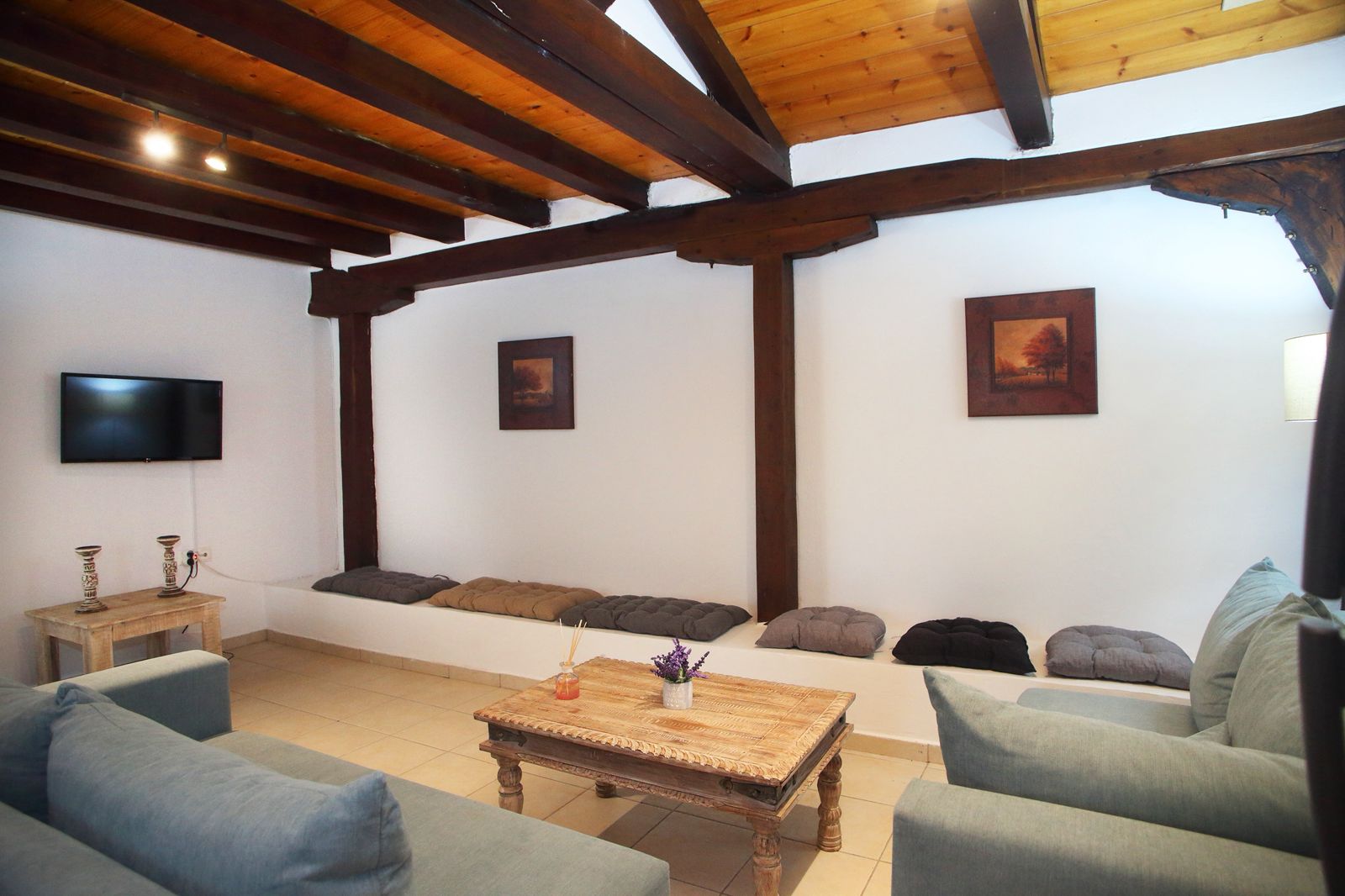 Villa 2 Interior