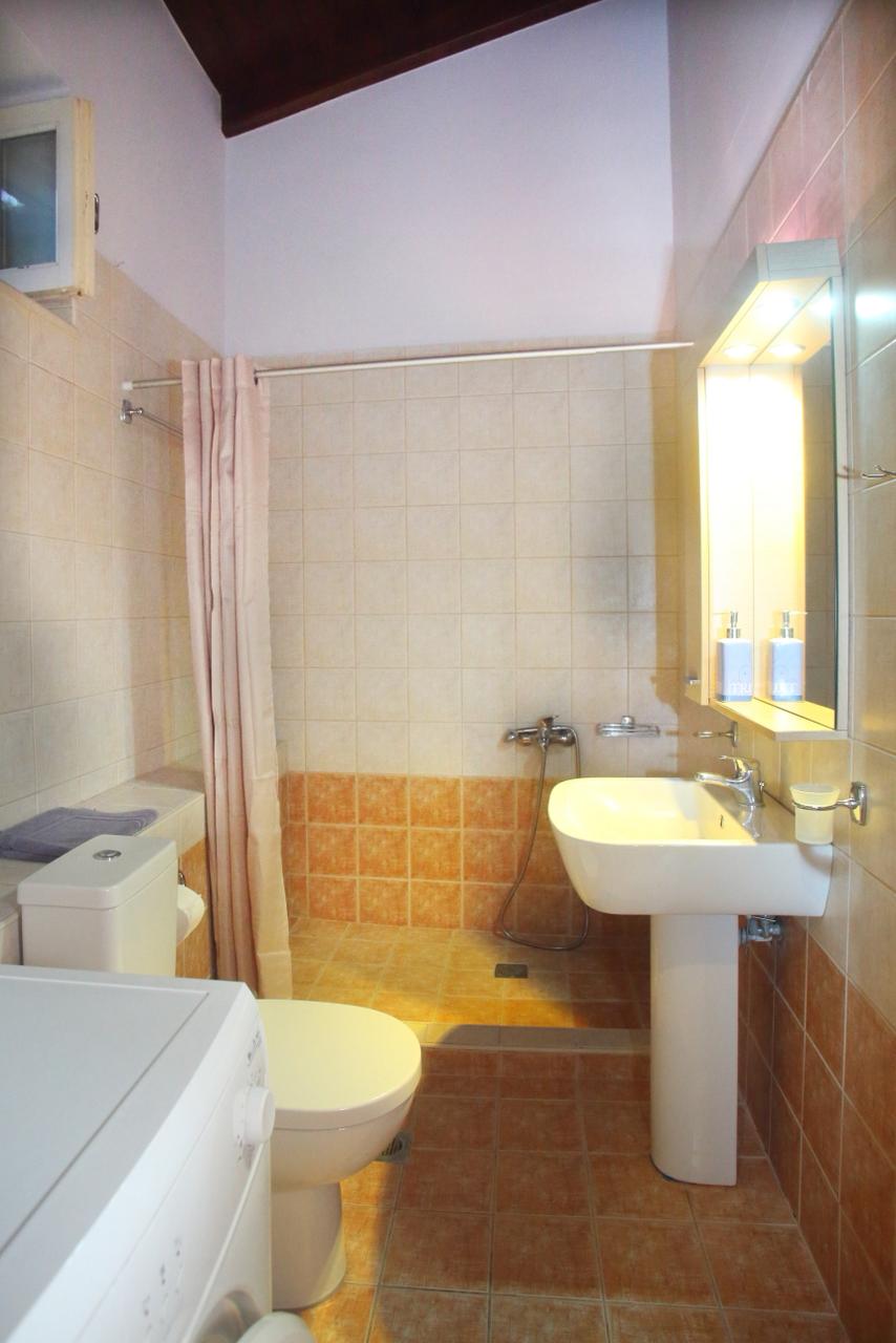Villa 3 Interior