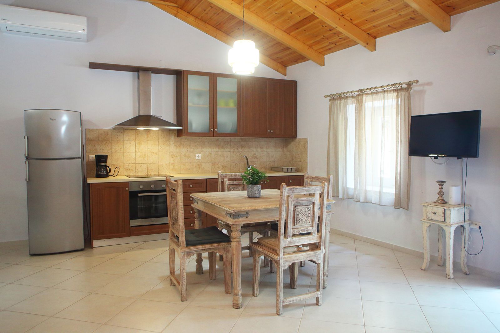 Villa 4 Interior