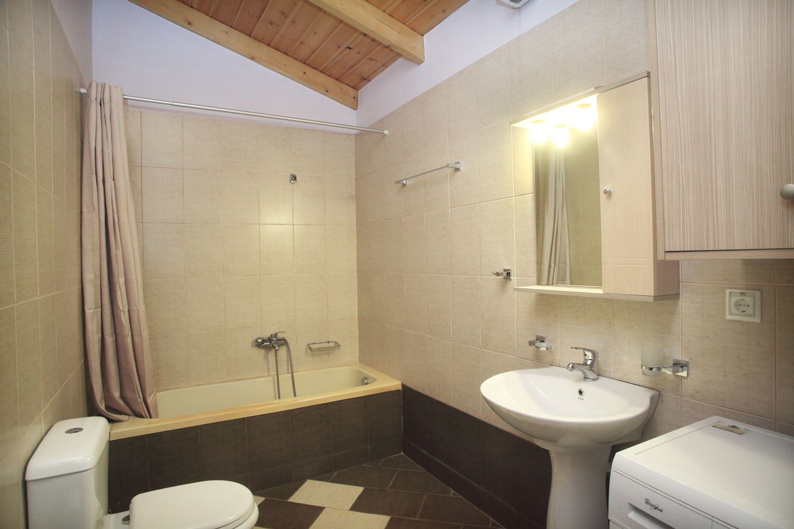 Villa 4 Interior